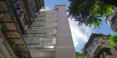 旧楼加装电梯解困“悬空老人”问题