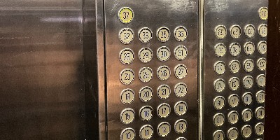 上海：政策直达社区助力电梯更新，十部“民心梯”落地稳民心